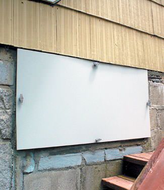Airtight crawl space doors in Glennville