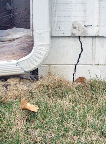 foundation wall cracks due to street creep in Saint Helena Island